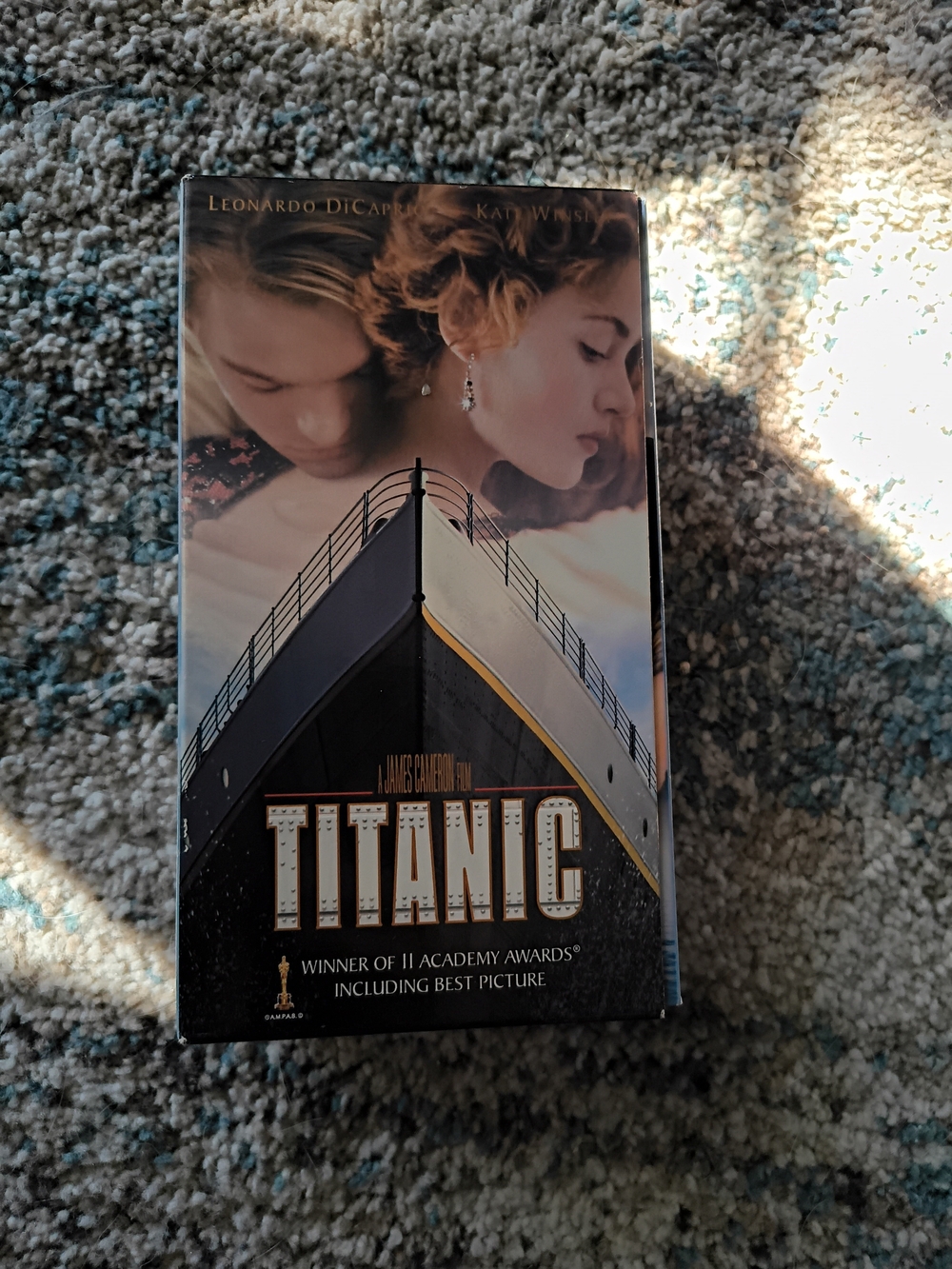 Paramount Home Video Titanic VHS 2-Tape Box Set